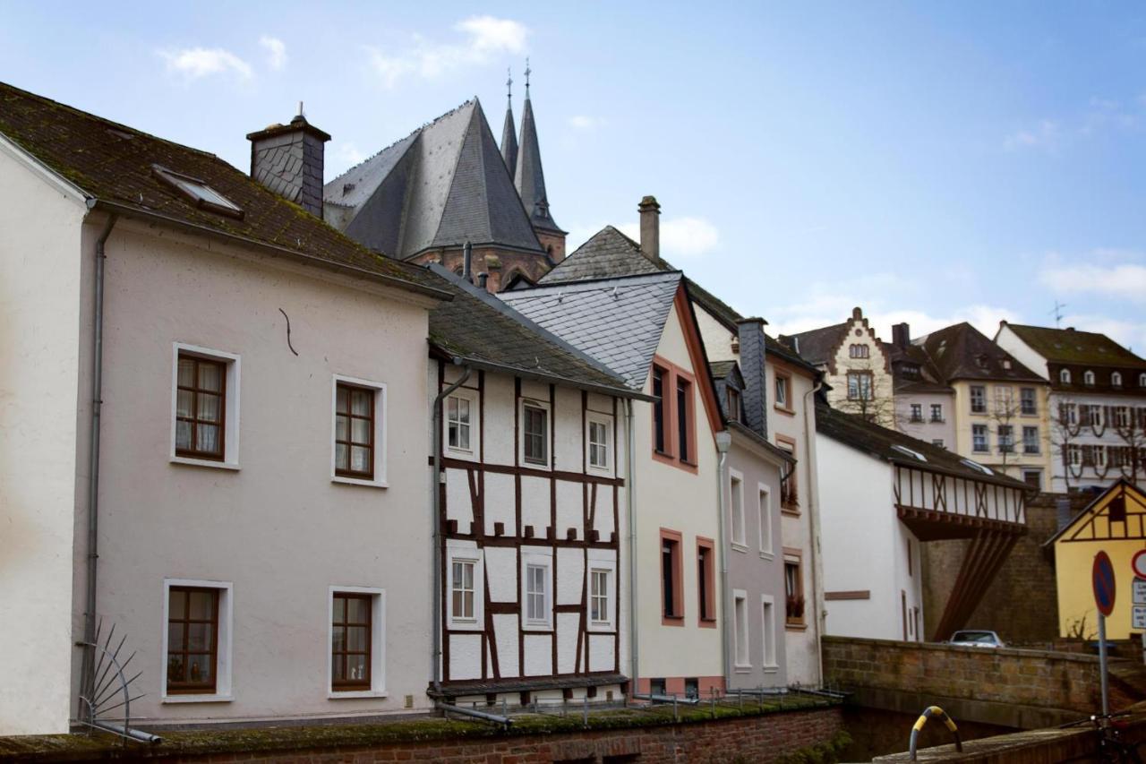 Ferienhaus Saar-Traum 萨尔堡 外观 照片